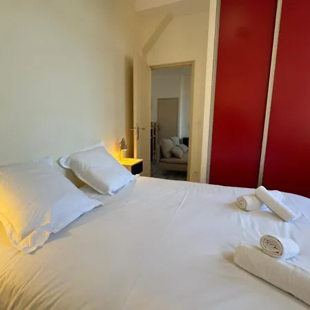 Parenthese Privative Centre Apartment *